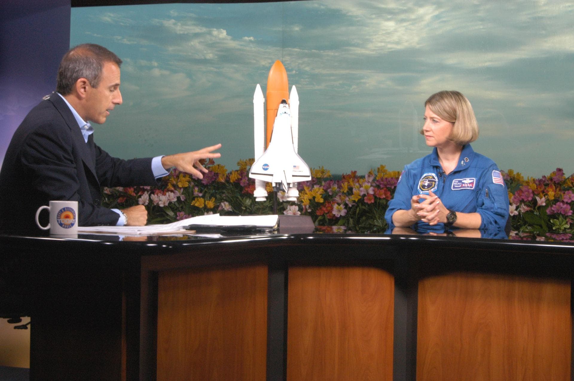 KENNEDY SPACE CENTER, FLA. -   Matt Lauer, co-anchor of NBC News’ Today, talks with astronaut Pam Melroy about the pending launch at 3:51 p.m. of Space Shuttle Discovery on the historic Return to Flig