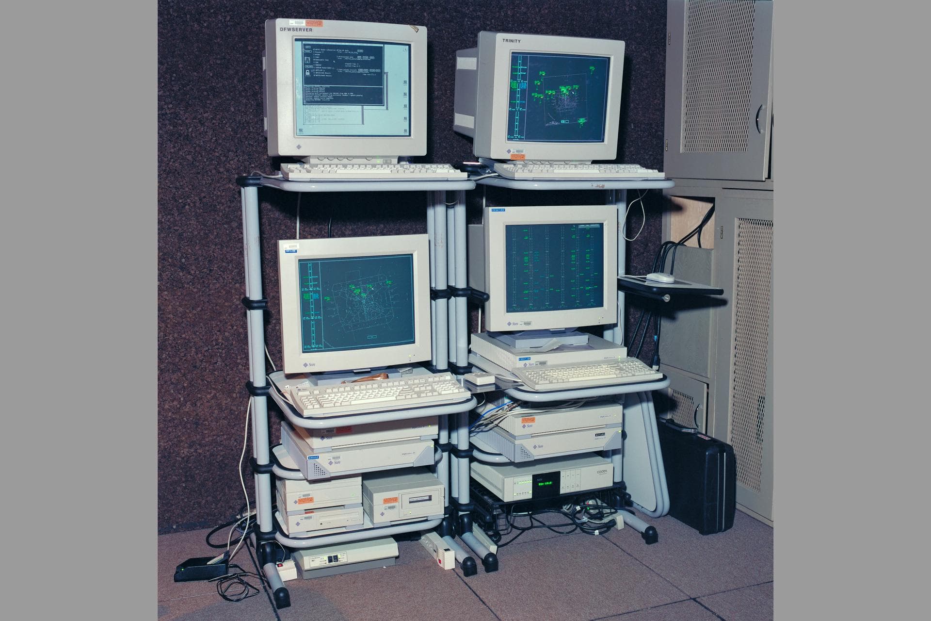 FAST CTAS system operation trials at Dallas/Ft Worth, Tx (DFW TRACON ATC Automation Tool)