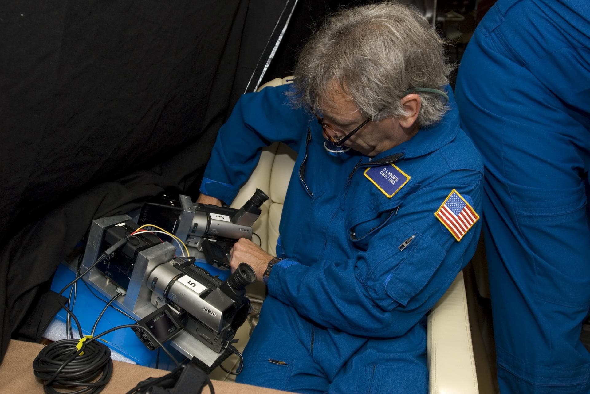 Perseid Meteor flight on Google's Gulfstream Aircraft. P.I. Peter Jenniskens, SETI Group with D.K. Holman, CMS/IMO