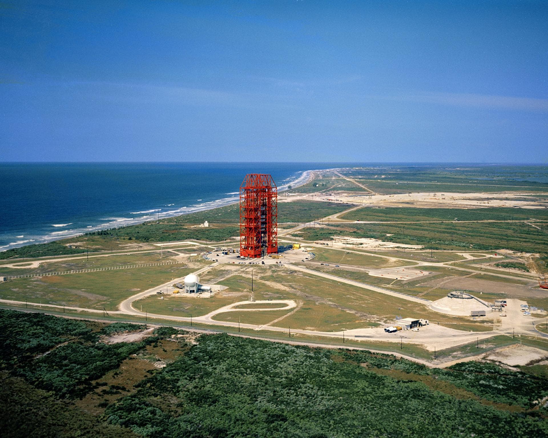 PAD 34 AERIAL PHOTO (OVERALL) LOW LEVEL FROM SOUTH, NASA-LOD