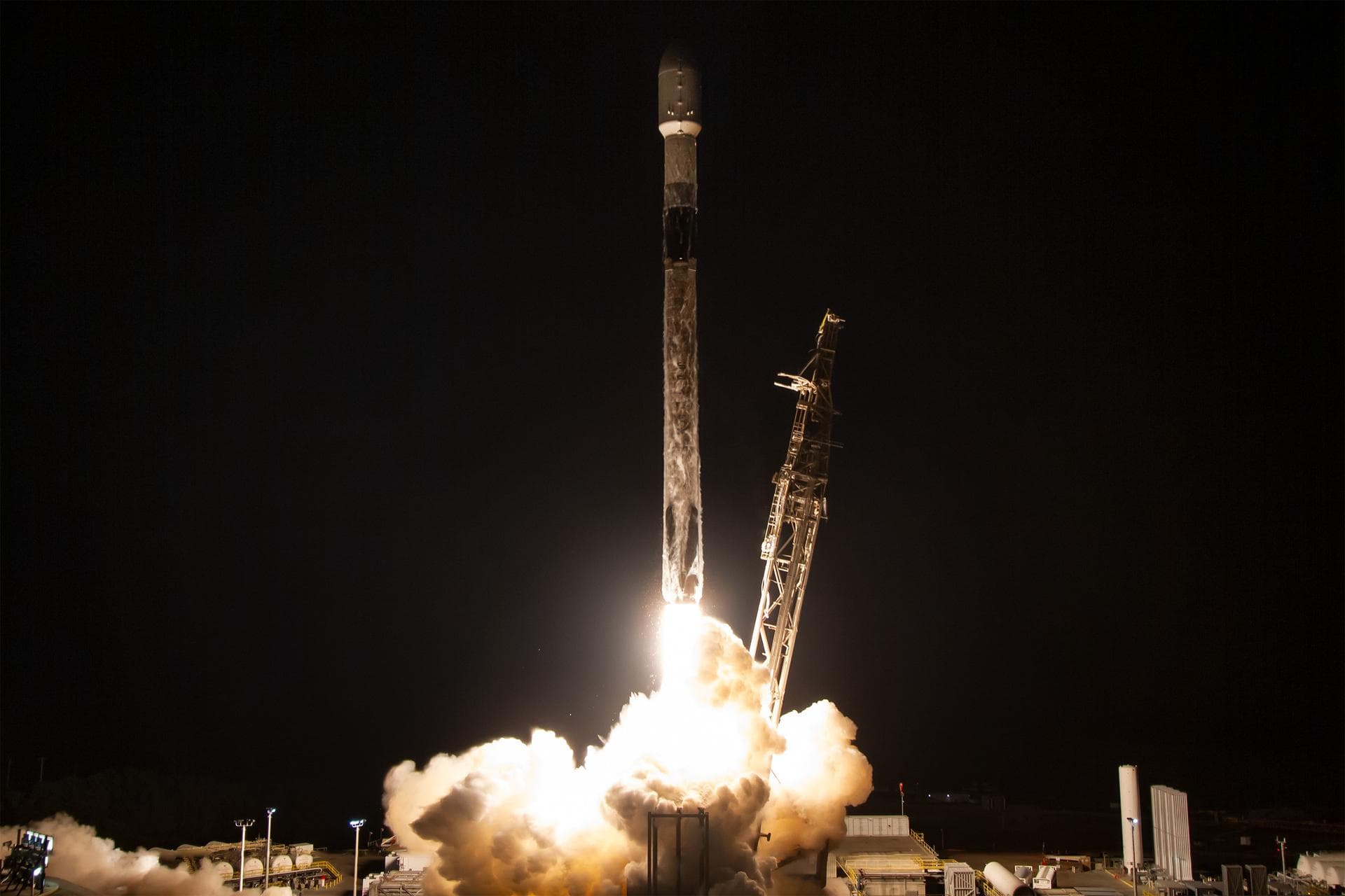 A SpaceX Falcon 9 rocket carrying NASA’s Pandora small satellite, the Star-Planet Activity Research CubeSat (SPARCS), and Black Hole Coded Aperture Telescope (BlackCAT) CubeSat lifts off from Space La