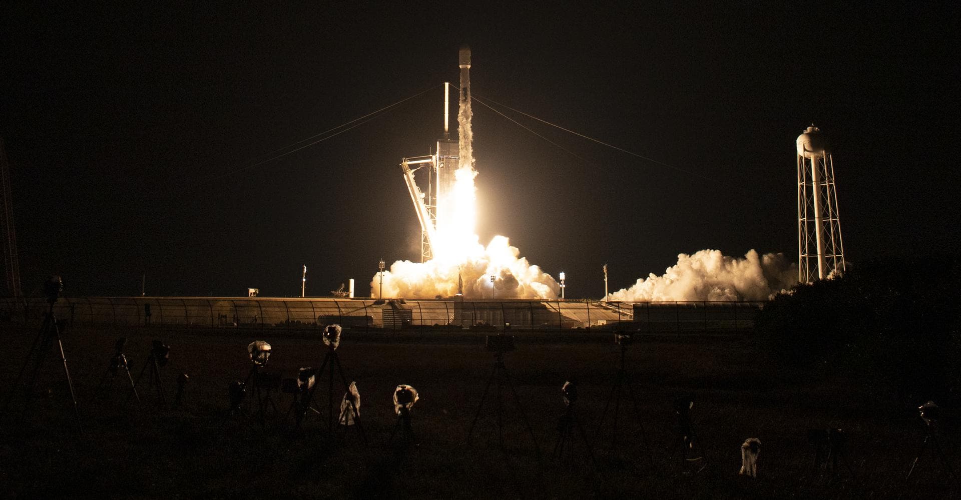 A SpaceX Falcon 9 rocket launches with NASA’s Imaging X-ray Polarimetry Explorer (IXPE) spacecraft onboard from Launch Complex 39A, Thursday, Dec. 9, 2021, at NASA’s Kennedy Space Center in Florida. T