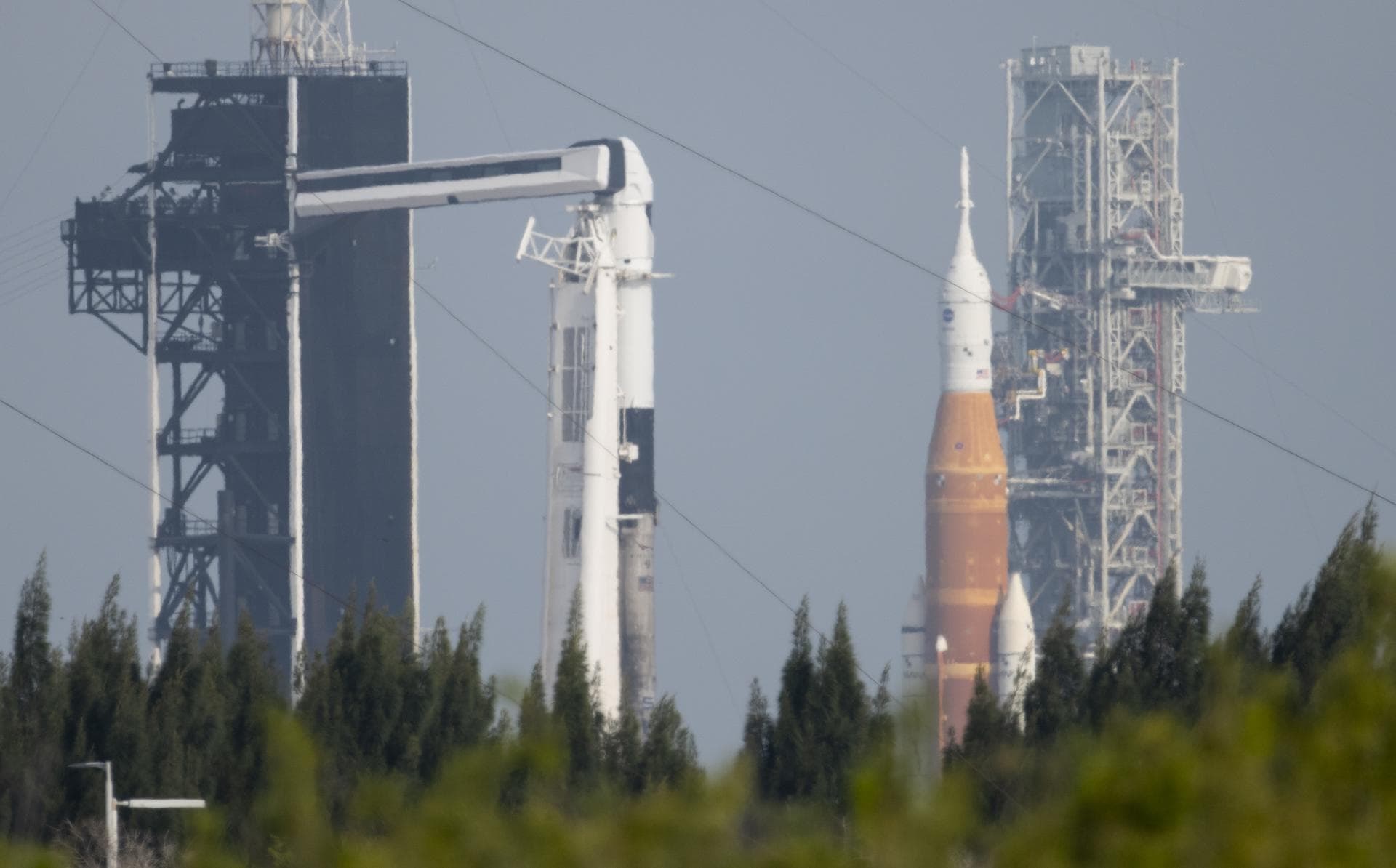 NASA’s Space Launch System (SLS) rocket with the Orion spacecraft aboard is seen atop a mobile launcher at Launch Complex 39B as the Artemis I launch team prepares for the next attempt of the wet dres