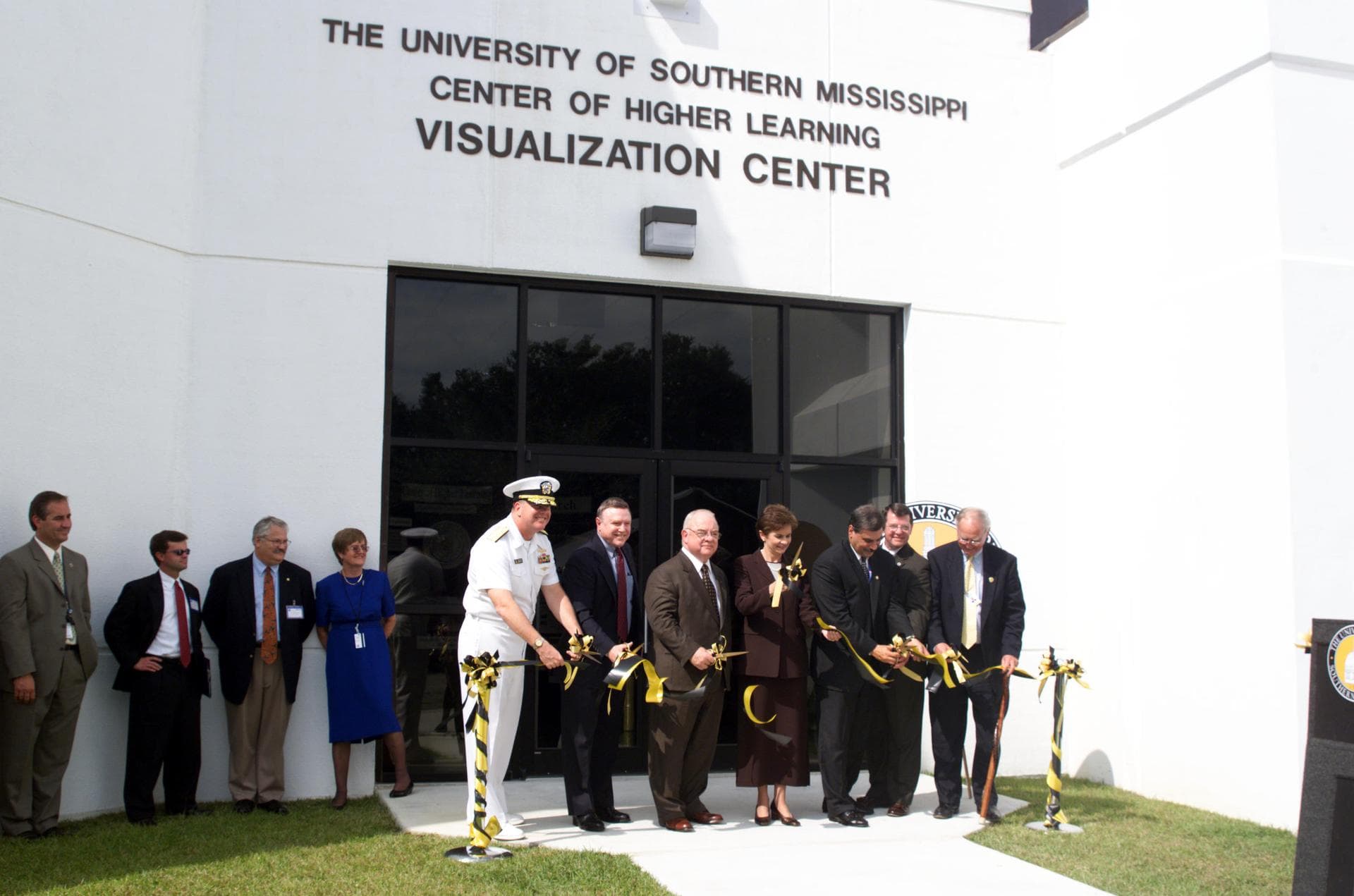 The dedication ceremony of the University of Southern Mississippi Center of Higher Learning (CHL) High-Performance Visualization Center at SSC was held Oct. 17. The center's RAVE II 3-D visualization
